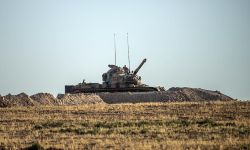 دعماً للثوار: الجيش التركي يستهدف 189 موقعاً لتنظيم الدولة في الباب