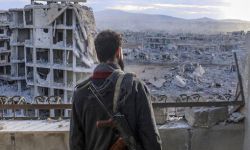 بدء عملية إجلاء المدنيين من داريا برعاية الهلال الأحمر