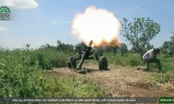 الثوار يدمرون 3 مدرعات للنظام قرب طيبة الإمام بريف حماة الشمالي