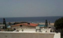 انفجار في ثكنة عسكرية للنظام في رأس شمرا.. وتضارب الأنباء حول الأسباب