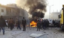 غارات روسية على إدلب والنظام يرتكب مجزرة مروعة في بلدة 